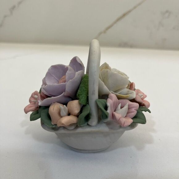 Vintage Capodimonte Floral Basket - Picture 3 of 4